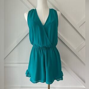 ASTR the Label Sleeveless Romper in Teal size Small